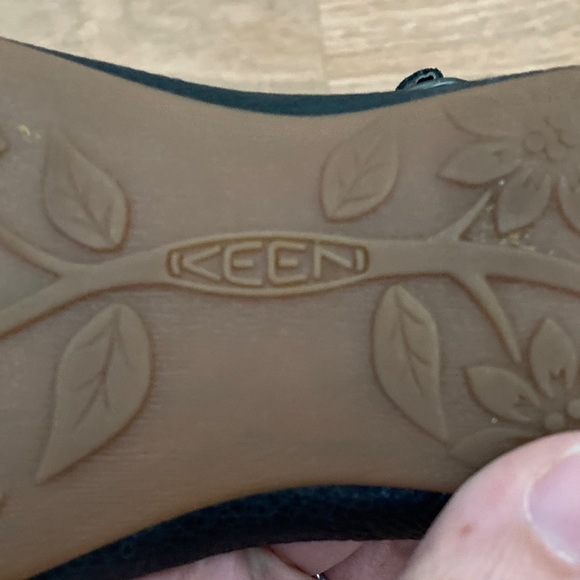 Keen Black Sandals Sz 8 - Picture 8 of 9